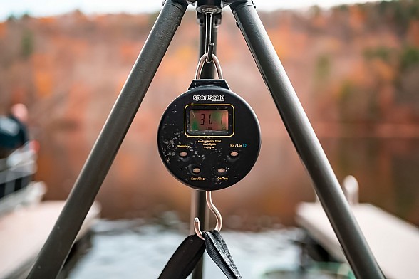 Choosing the Right Carp Weighing Scale for Carp FishingWhen it comes to weighing your catch in carp fishing, selecting the appropriate scale is crucial to ensure accurate measurements and safe handlin