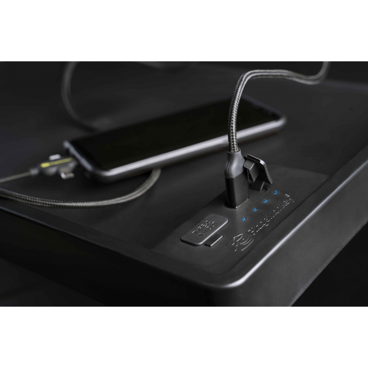RidgeMonkey Vault Tech Table - MPN: RM155 - EAN: 5056210604236