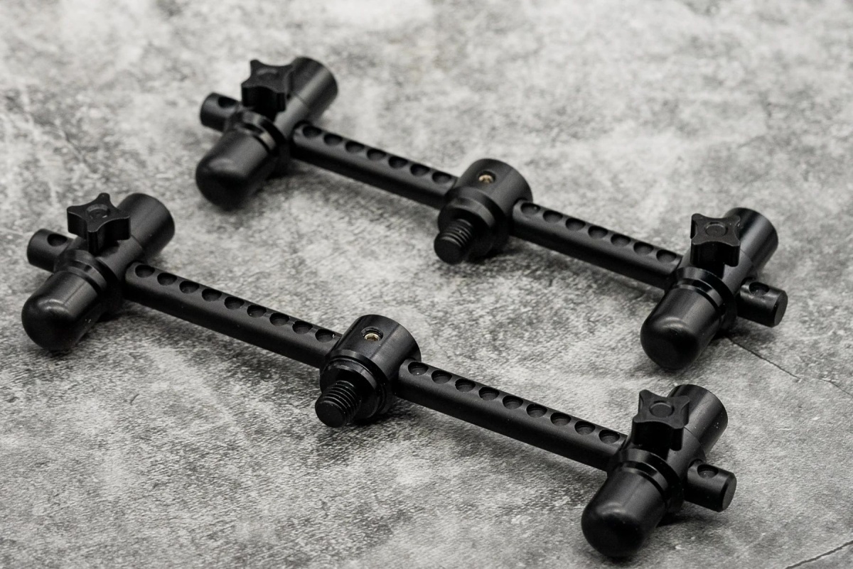 One More Cast Elbowz Black Anodised Aluminium 2 Rod Buzzbarsmodel Slim (6 in & 5 in) - MPN: OMCEL2RSB - EAN: 5060939132437