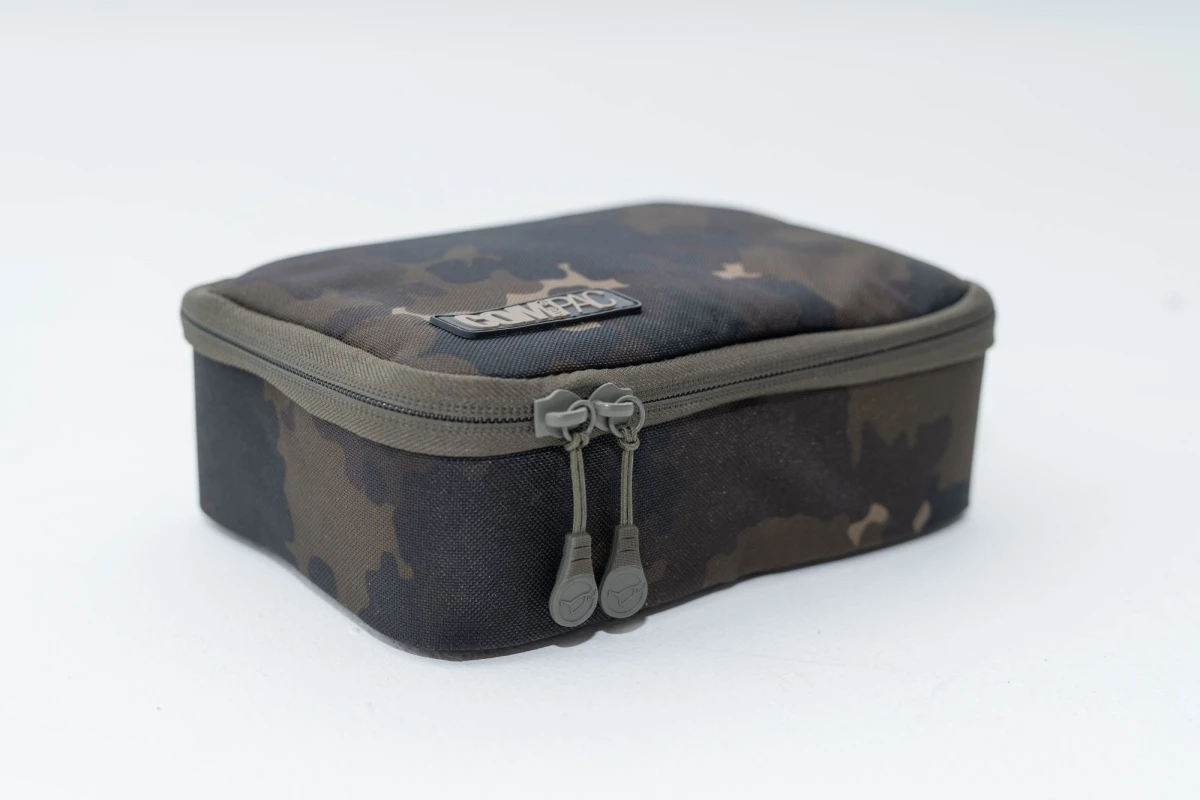 Korda Compac 125 Tackle Pouch Dark Kamomodelo 125 - MPN: KLUG167 - EAN: 5056832401220