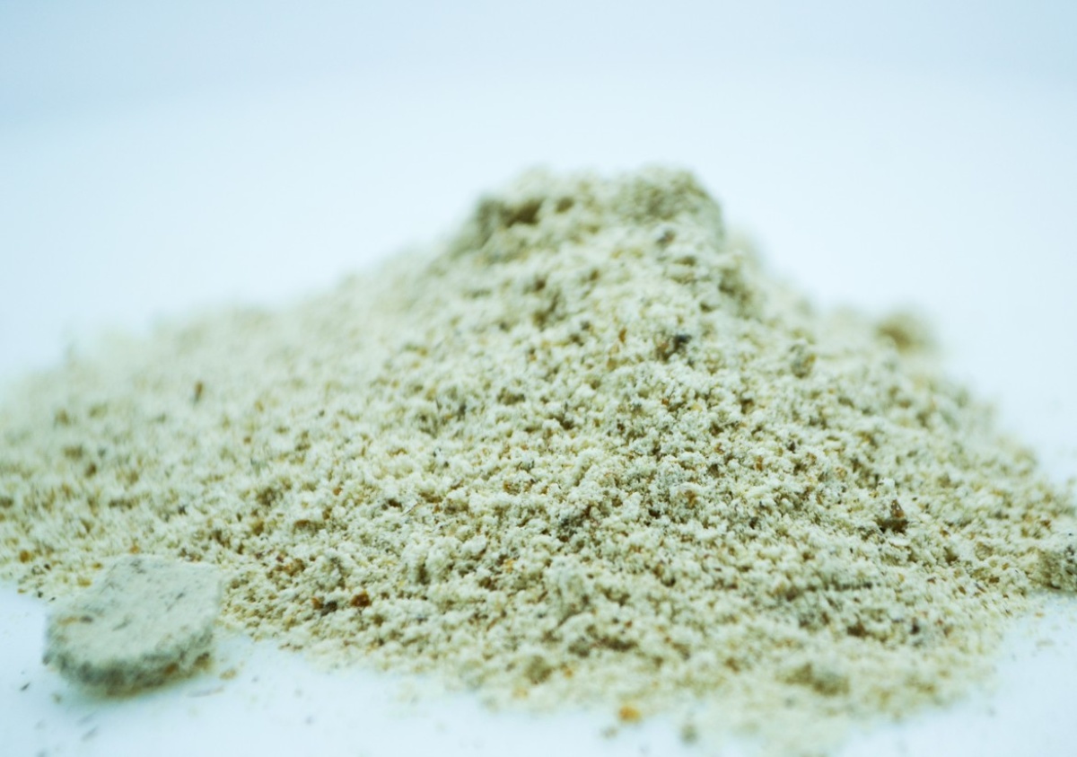 Massive Baits Components - Făină din Nuci de Tigru Degresatăambalaj 1kg - MPN: KP084.1 - EAN: 5907196817908