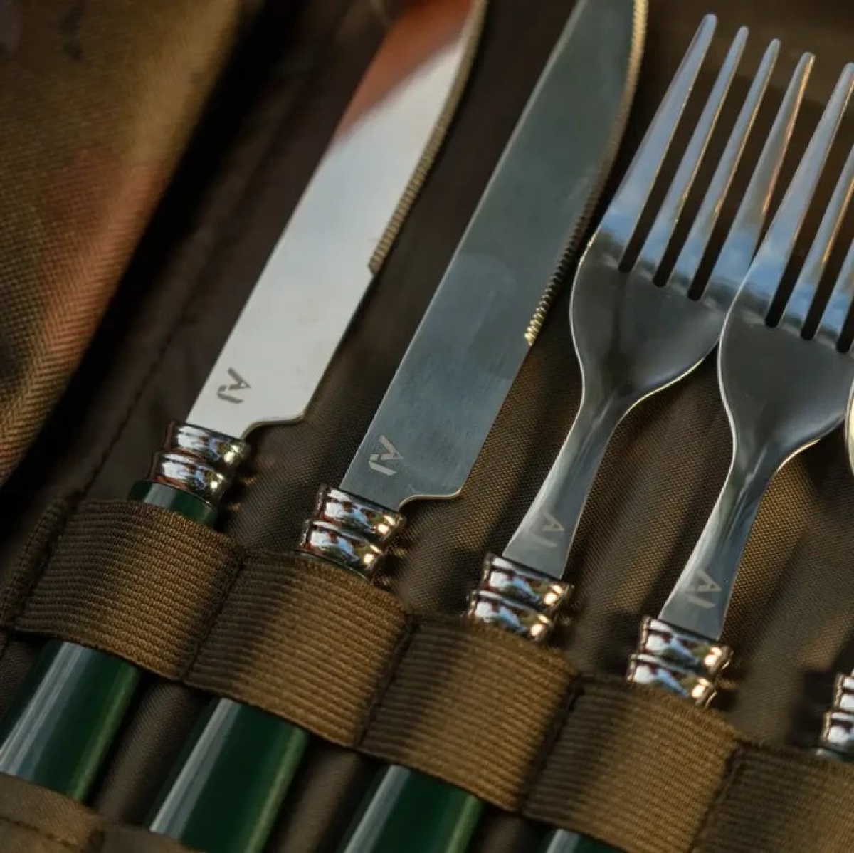 One More Cast Heist Cookware Set - MPN: OMCCWS - EAN: 5060939136930