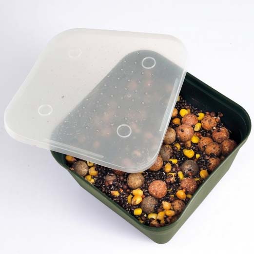 Tandem Baits - Cutie mică pentru momelidimensiuni 13,5cm x 13,5cm x 5cm - MPN: 06130 - EAN: 5907666644669