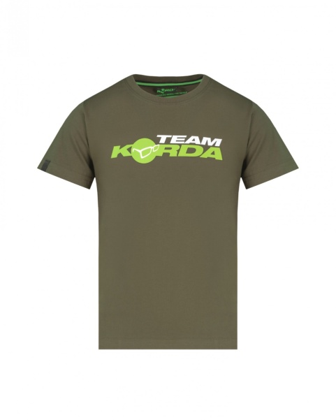 Korda TK Kids T-Shirt - Dark Olive 10/11 Lat Korda TK Kids T-Shirt - Dark Olive 10/11 Lat