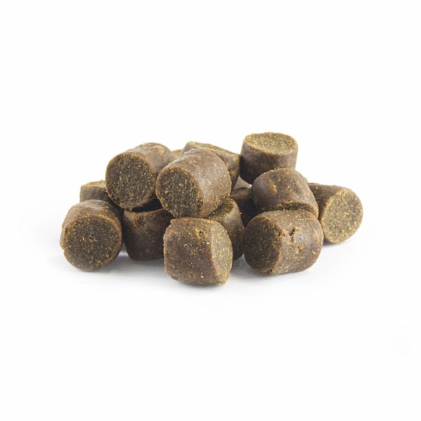 MassiveBaits Pellet - Carpe & Siluretaille 15 mm / 10 kg - MPN: PT010 - EAN: 5901912662537