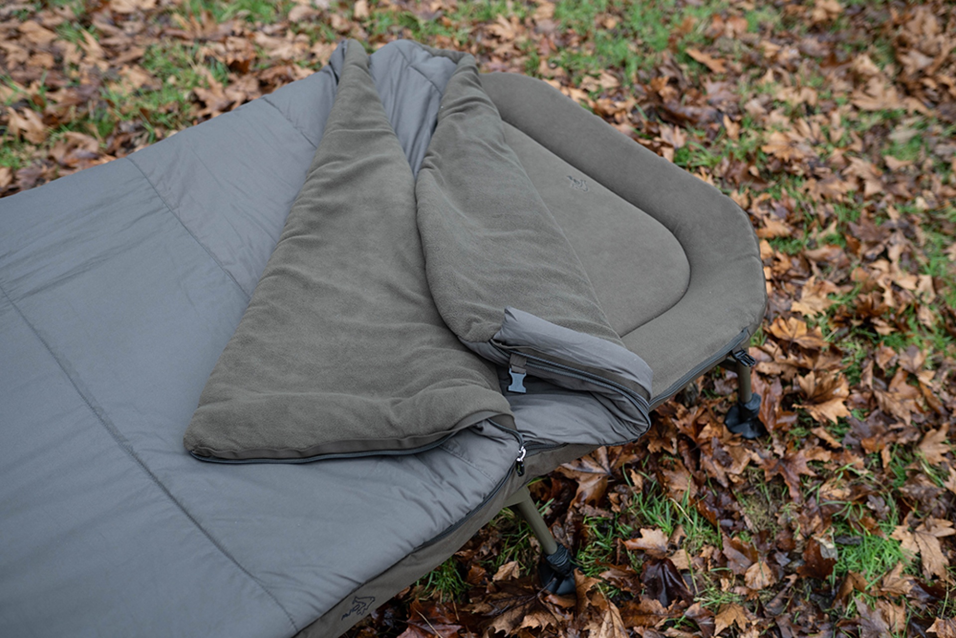 Avid Carp Benchmark X Memory Foam Sleep System