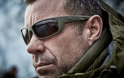 Trakker Wrap-Around Polarized Sunglasses