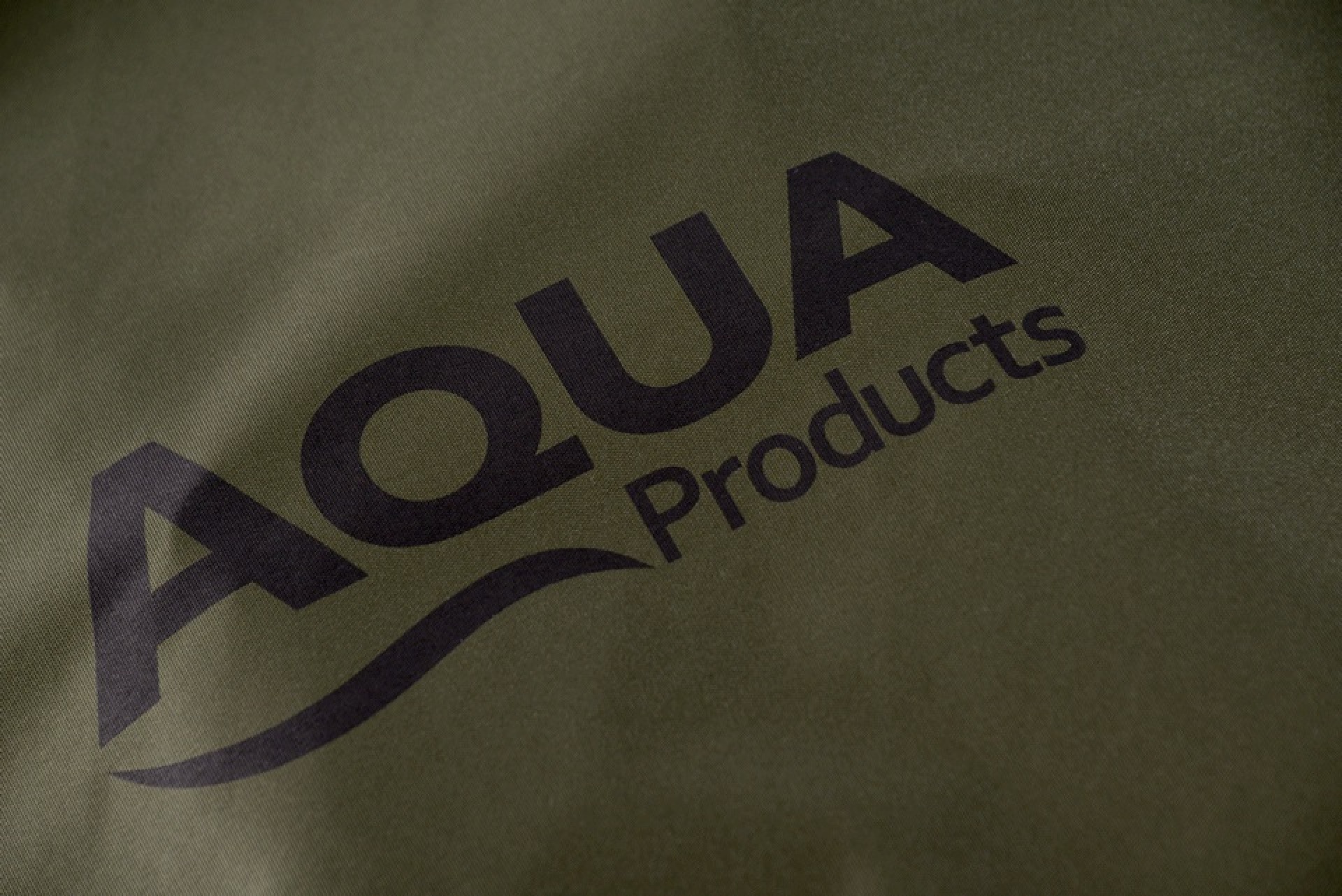 Aqua Products Deluxe Roving Rucksack Black Series