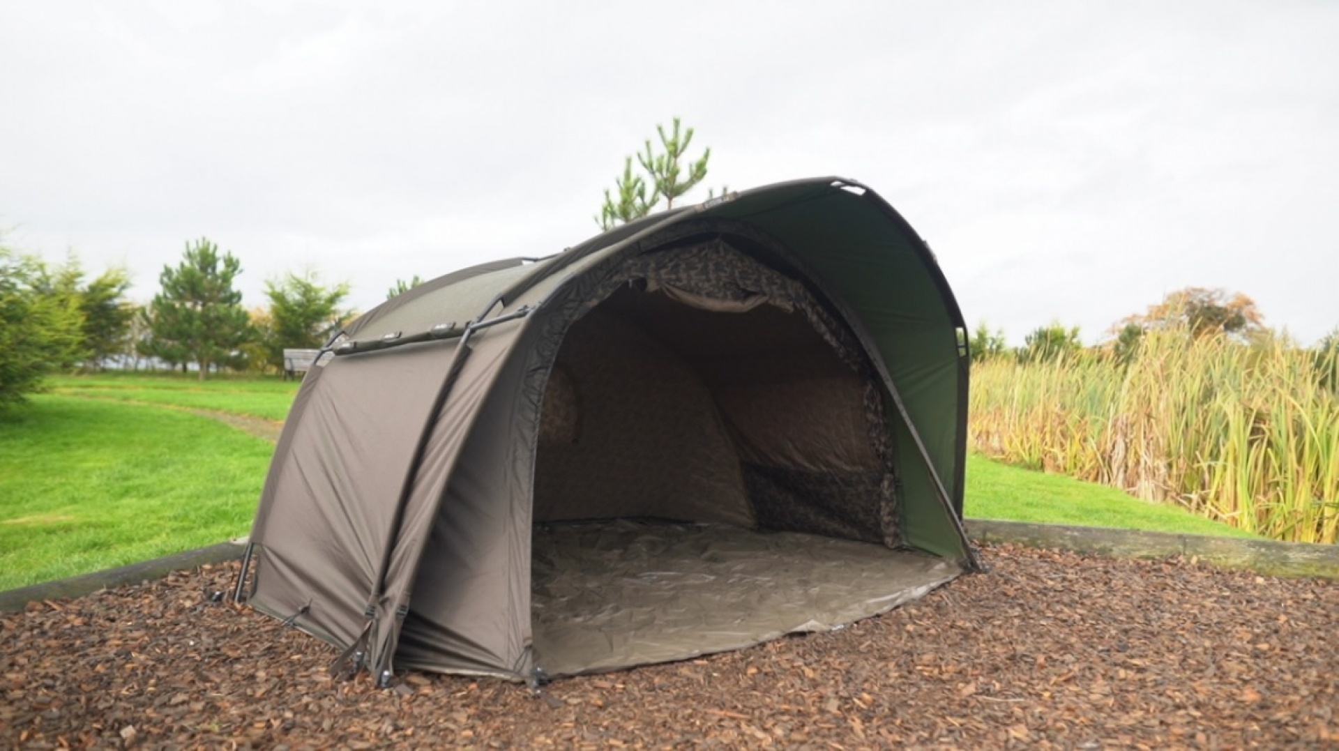 Avid Carp HQ Dual Layer Bivvy One Man