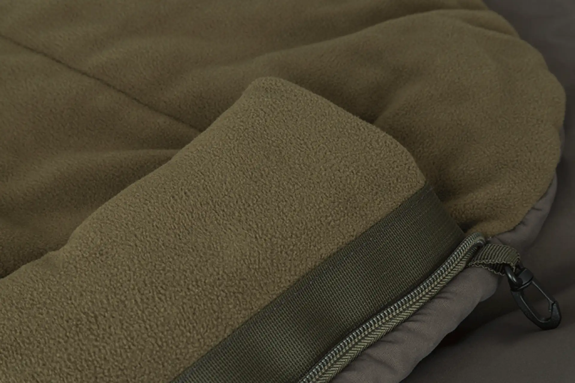 Fox Flatliner 6 Leg Bedchair System