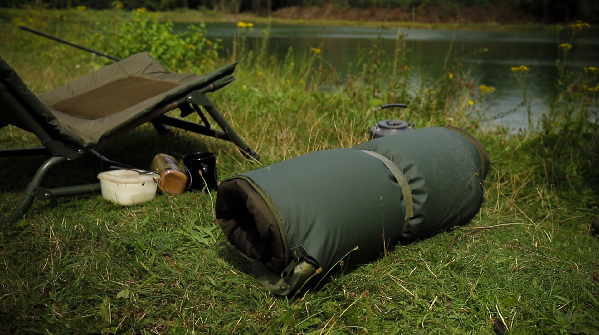 Trakker Sanctuary Self-Inflating Cribs