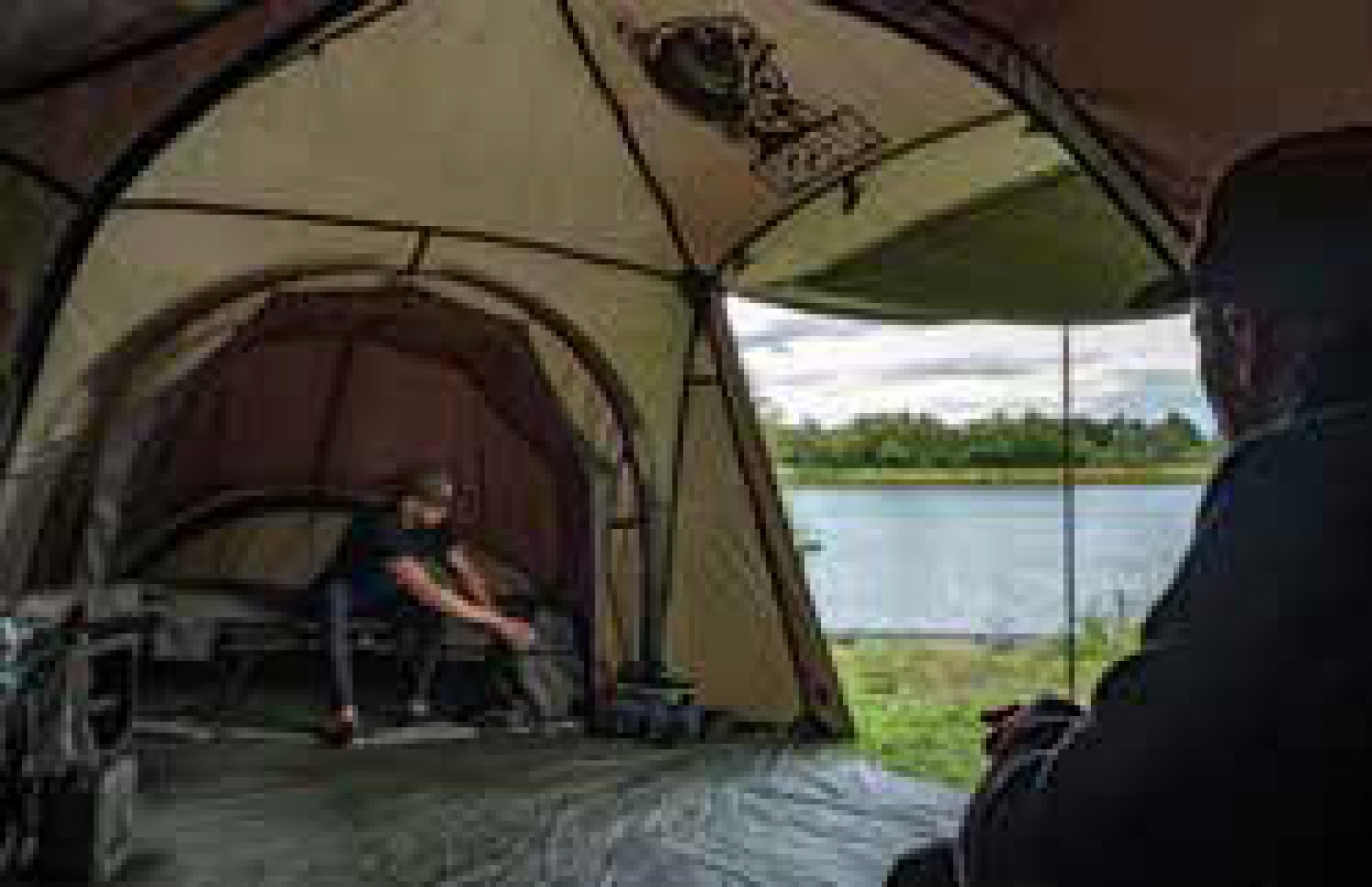 Nash Bank Life Base Camp Namiot rodzinny > Namioty NASH BASE CAMP NAMIOT KARPIOWY