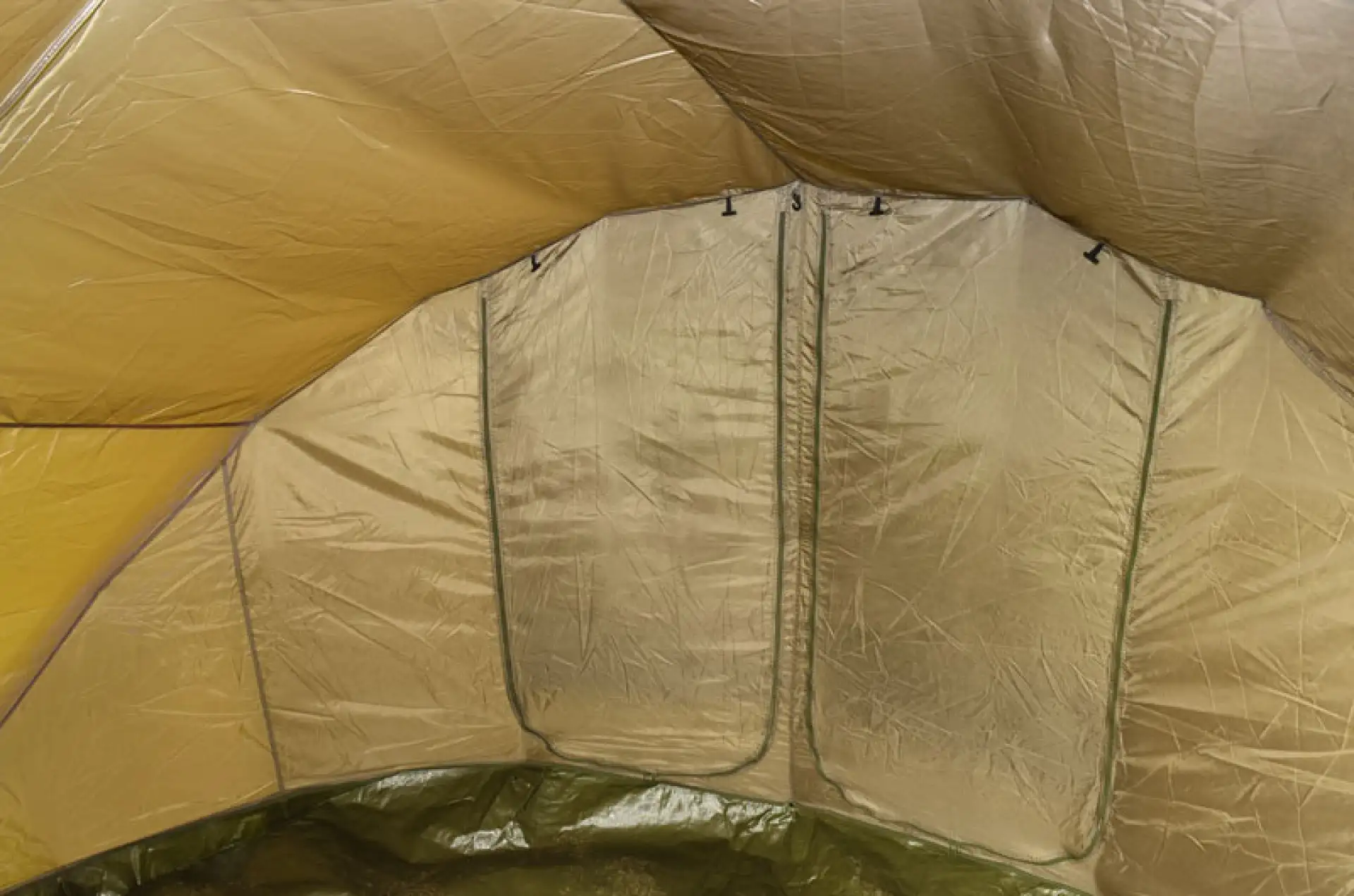 Fox R-Series Giant Bivvy