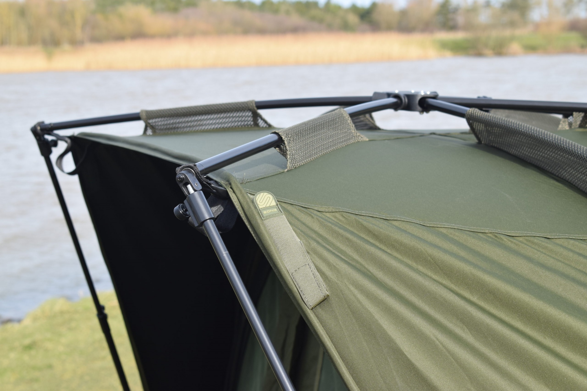 Sonik AXS Bivvy