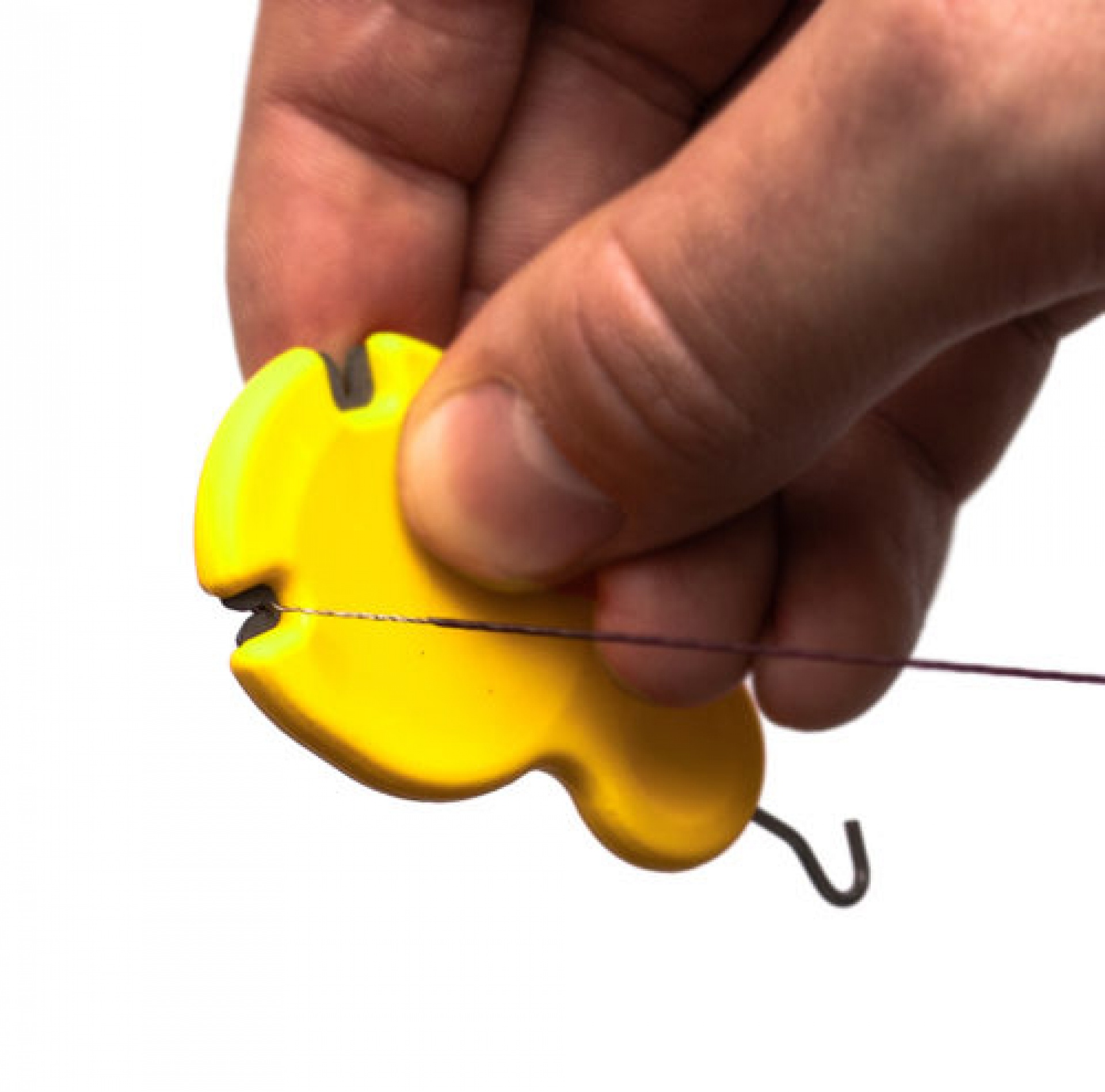 UnderCarp - Dispositif de dénudage de gaine et pince à noeuds