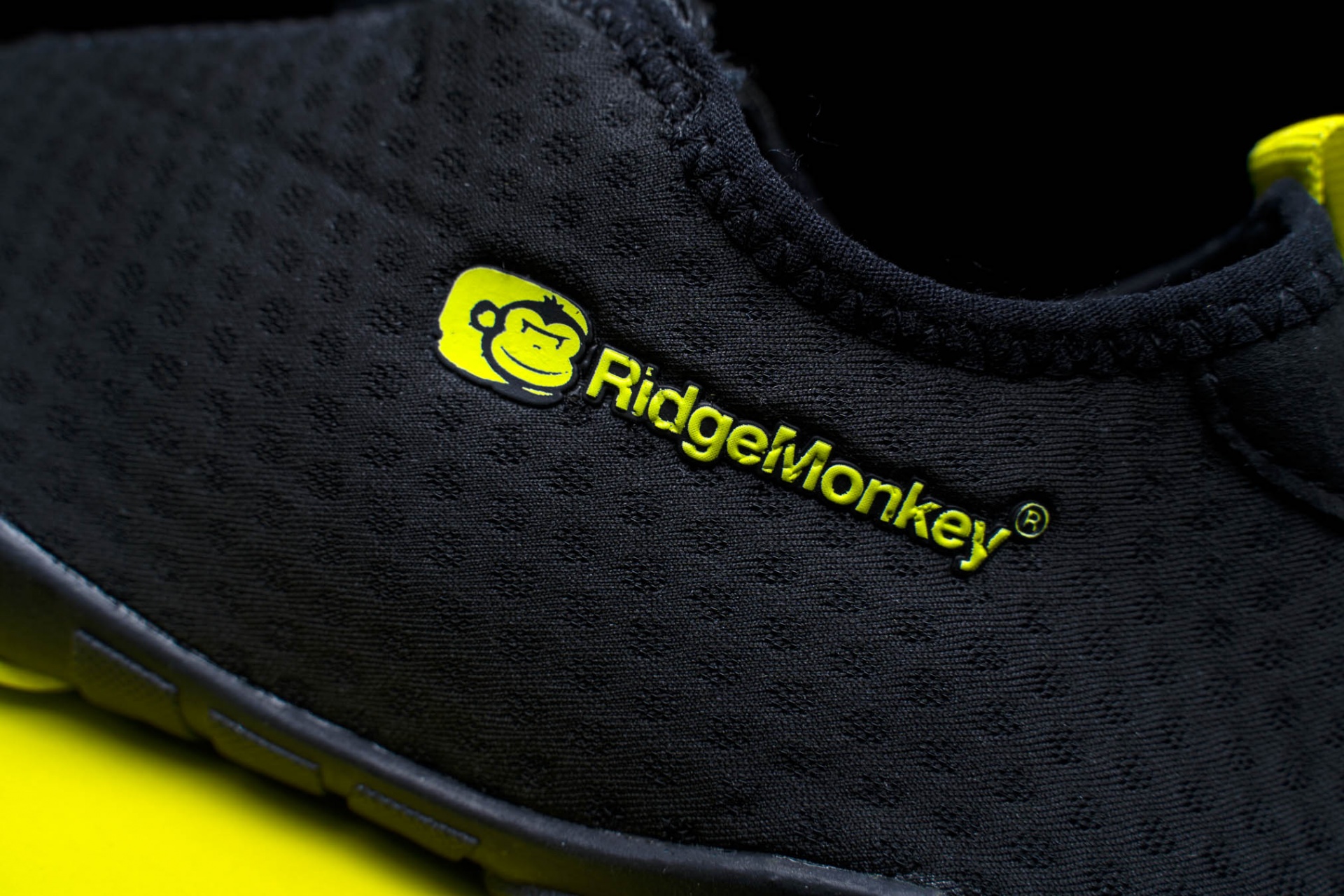 RidgeMonkey APEarel Dropback Aqua Shoes Black