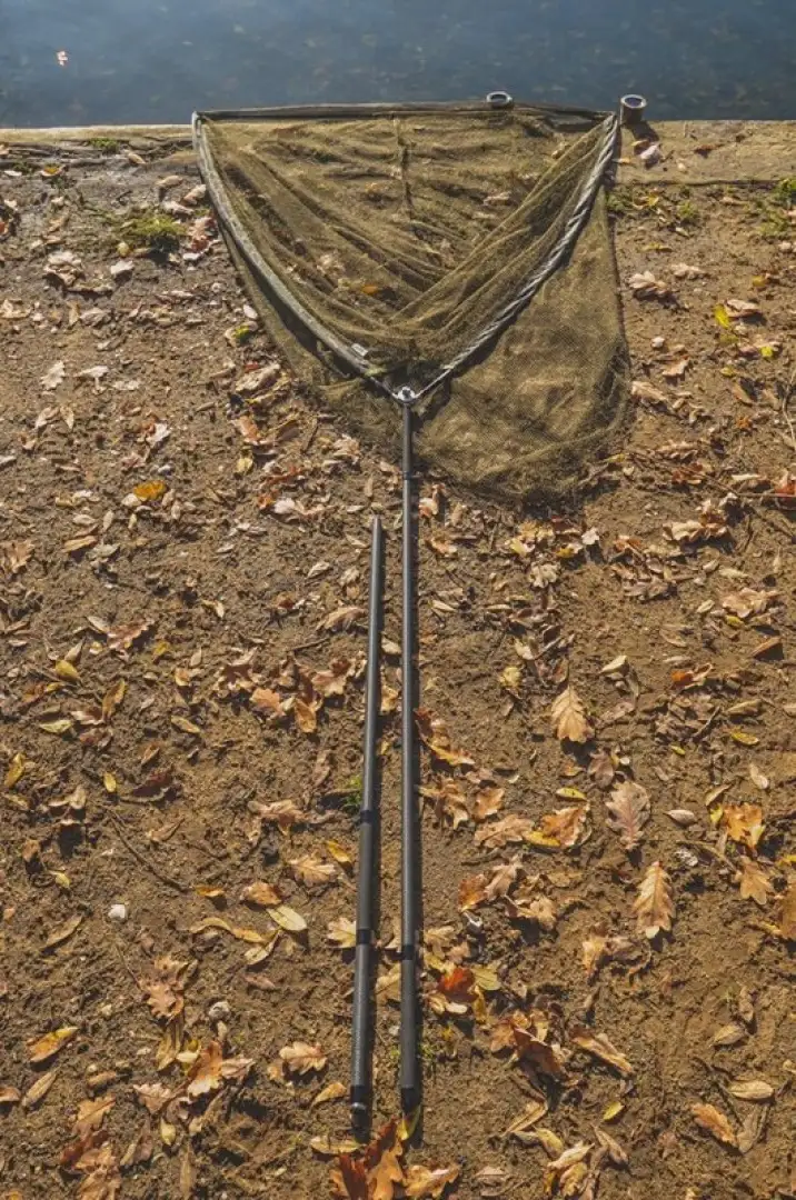 Solar P1 BOW-LOC Carbon Fibre Landing Net Upgraded