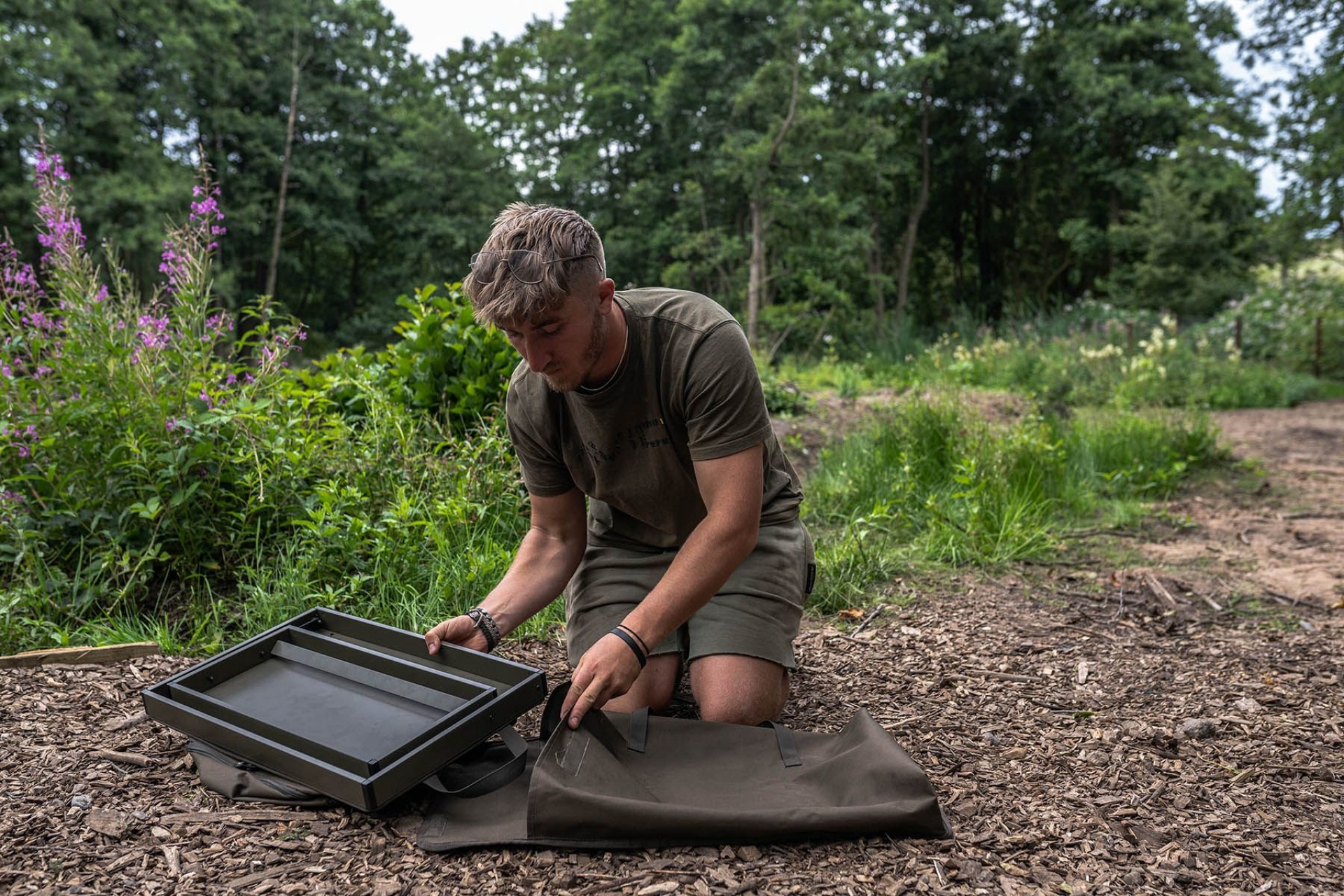 Avid Carp Double Decker Bivvy Organiser