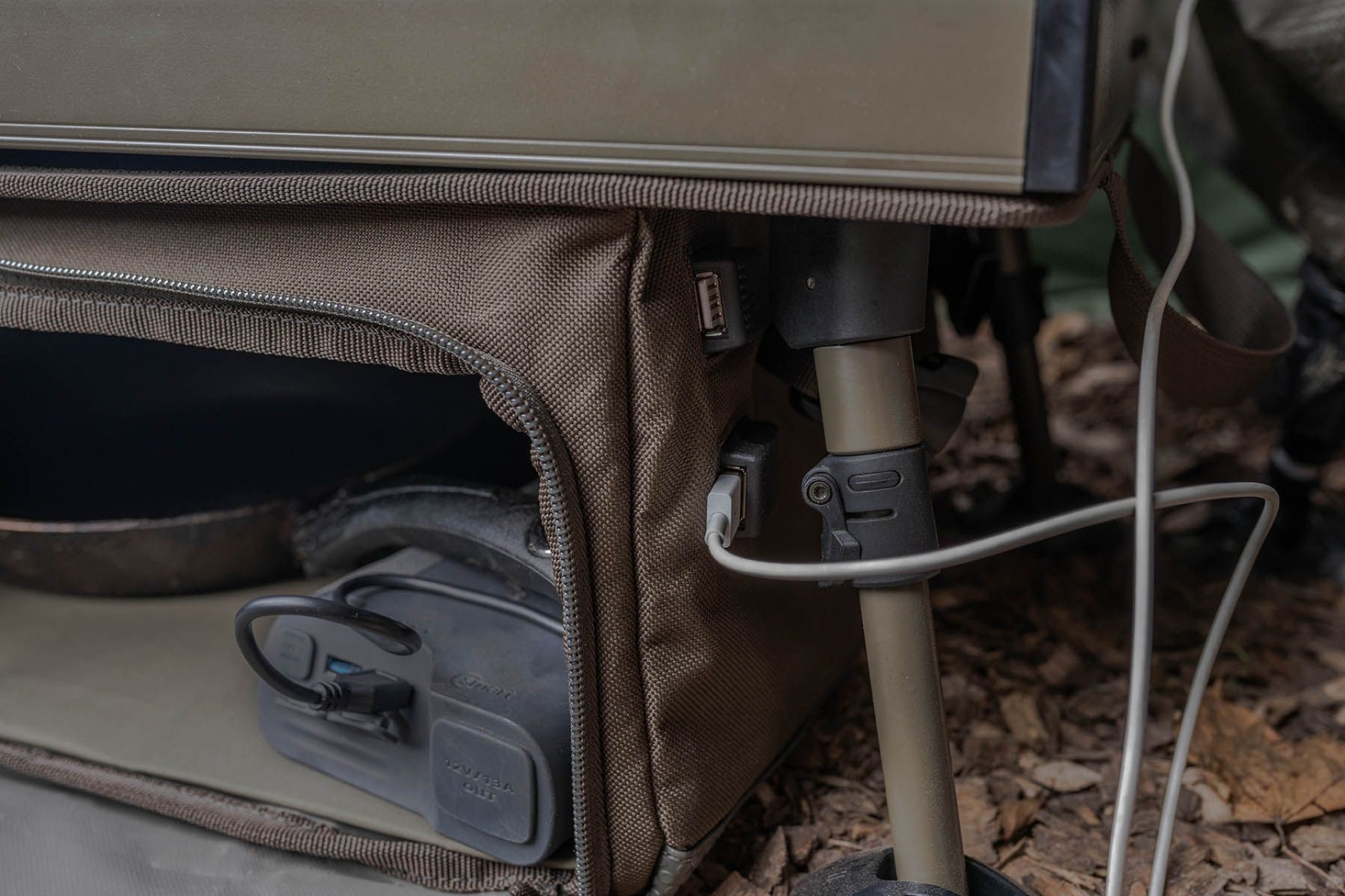 Avid Carp Double Decker Bivvy Organiser