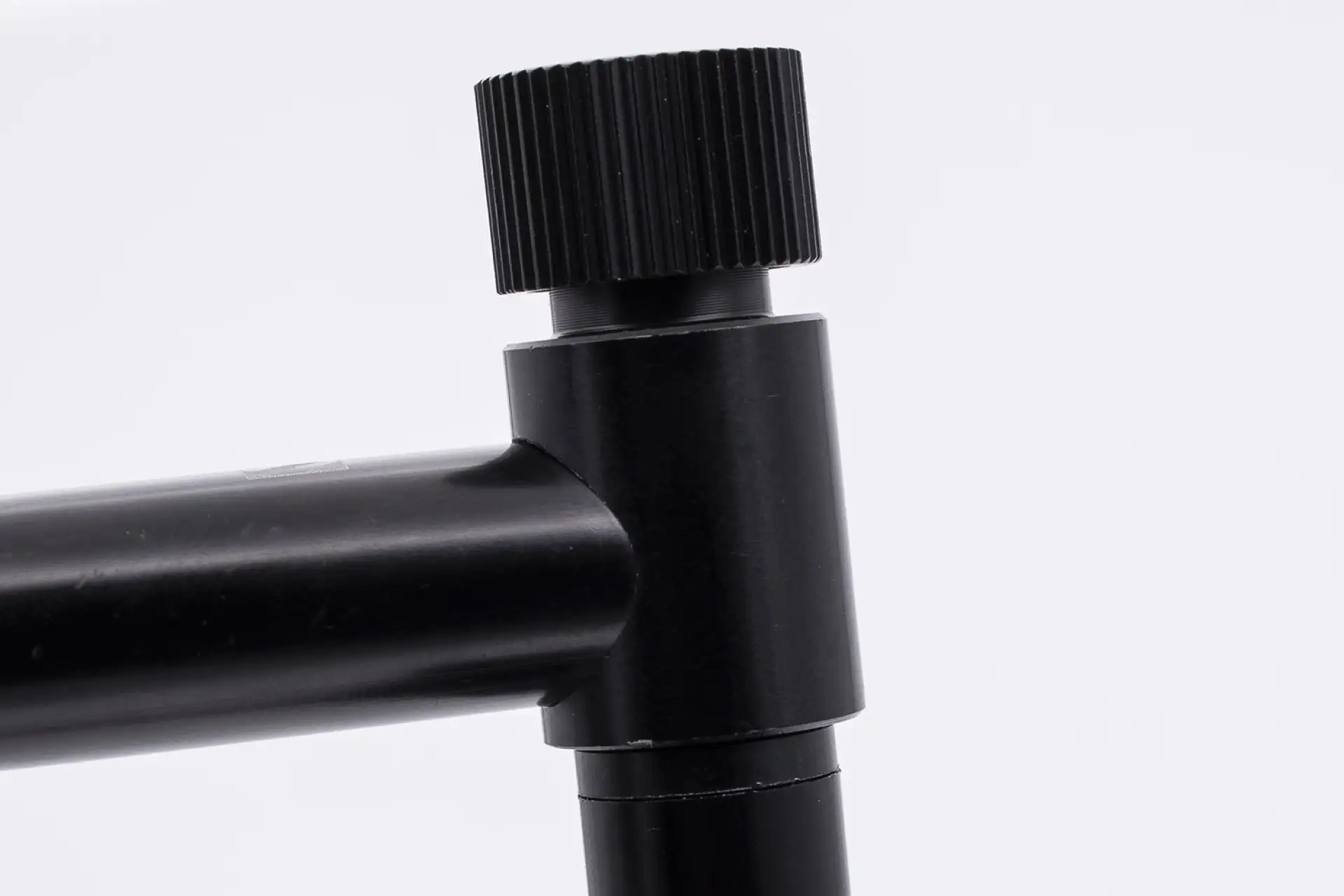 Sonik StanZ 3 Rod Buzz Bar