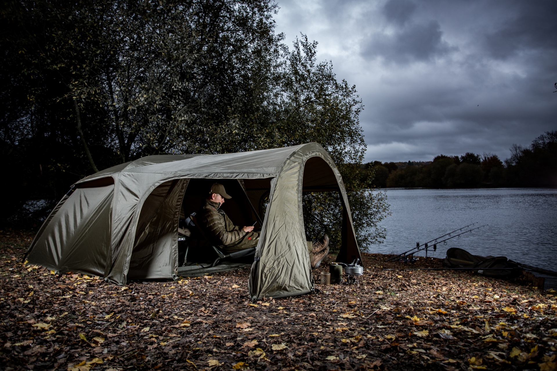 Trakker Tempest Brolly 100 Social Cap