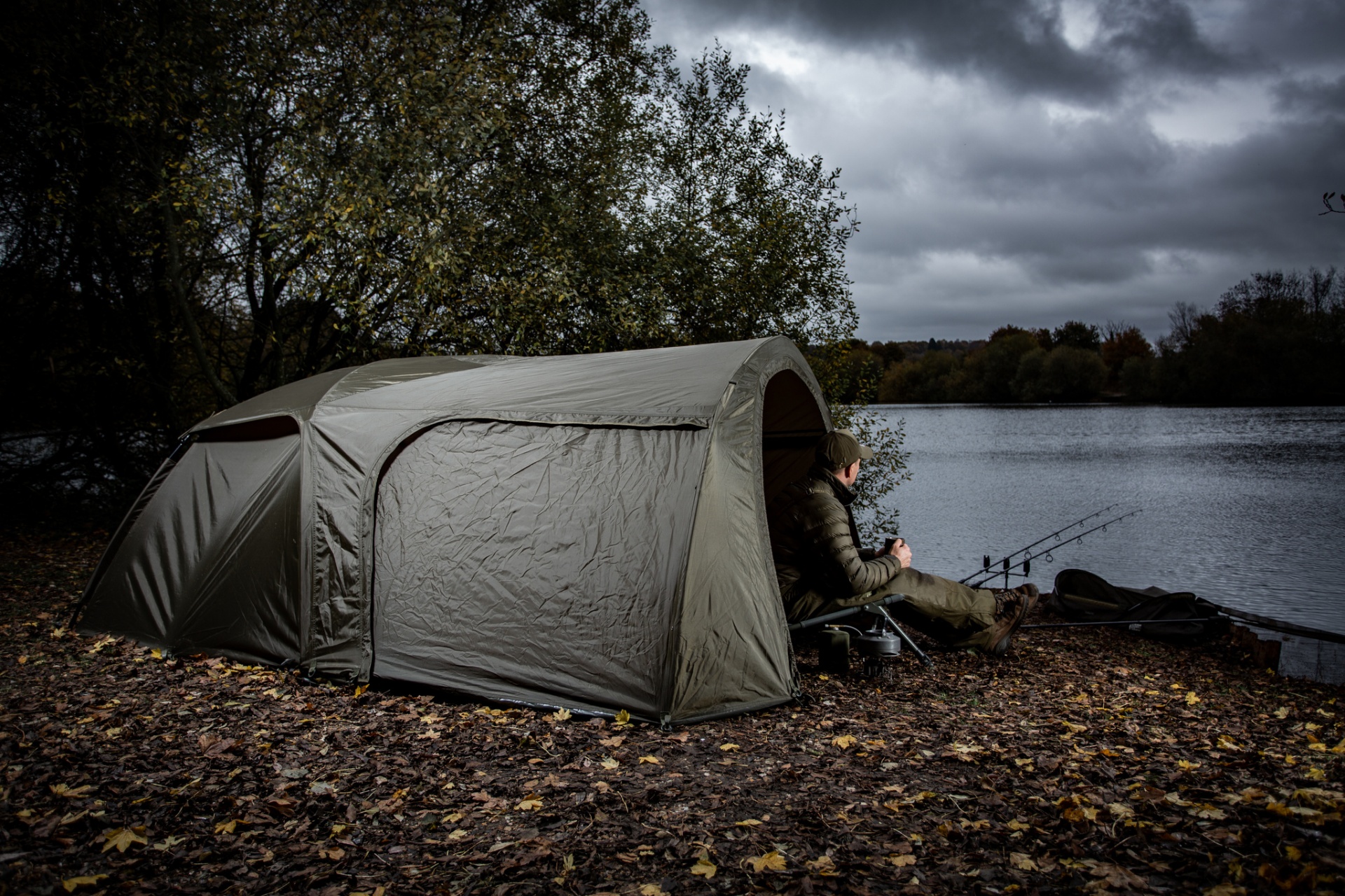 Trakker Tempest Brolly 100 Social Cap