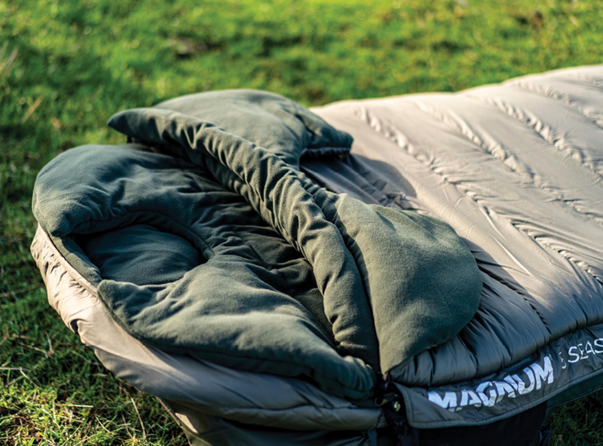 Carp Spirit Magnum 5 Season Standard Sleeping Bag 