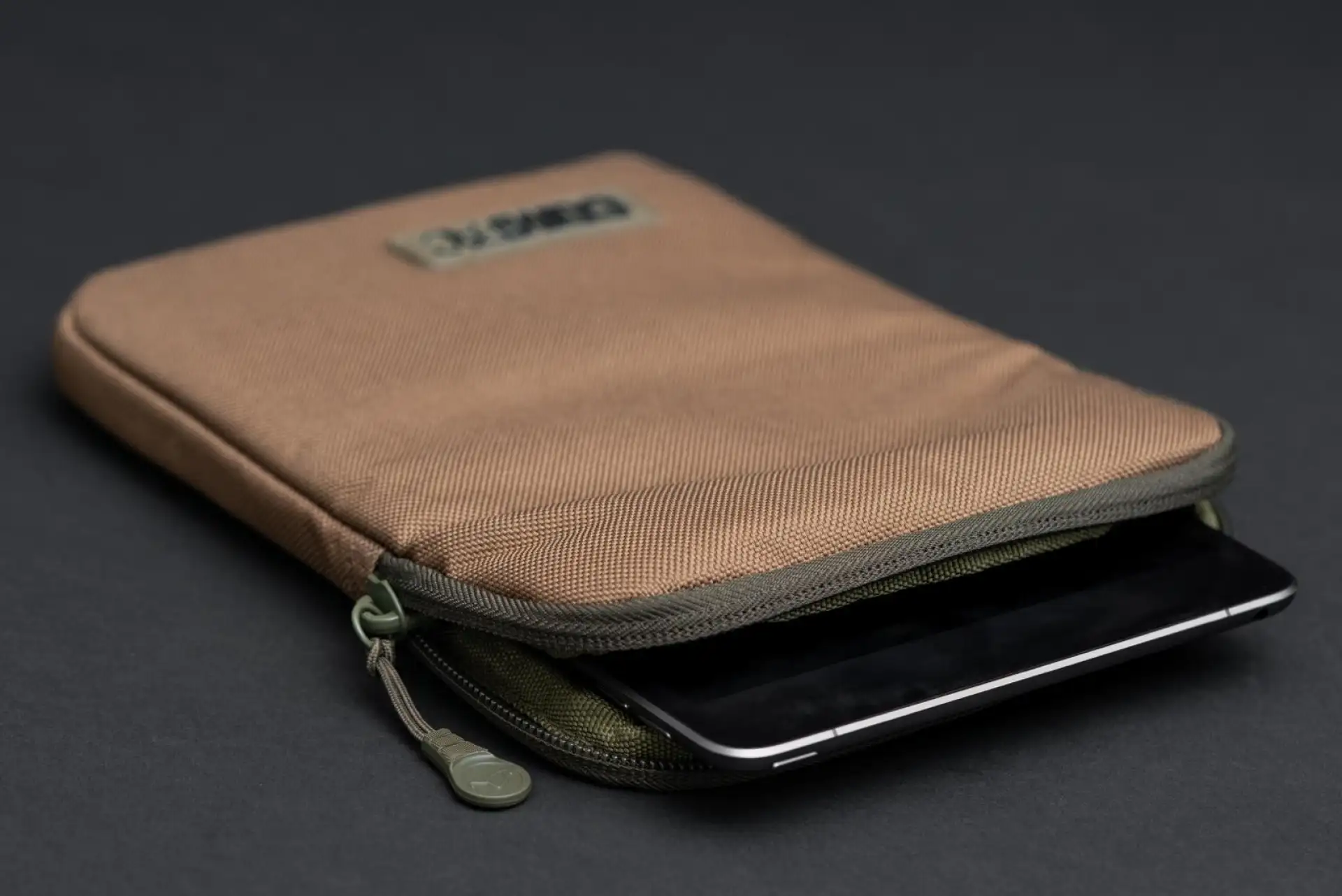 Korda Compac Tablet Bag