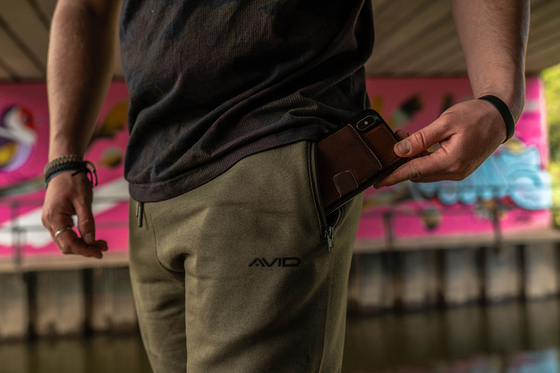 Avid Carp Distortion Joggers