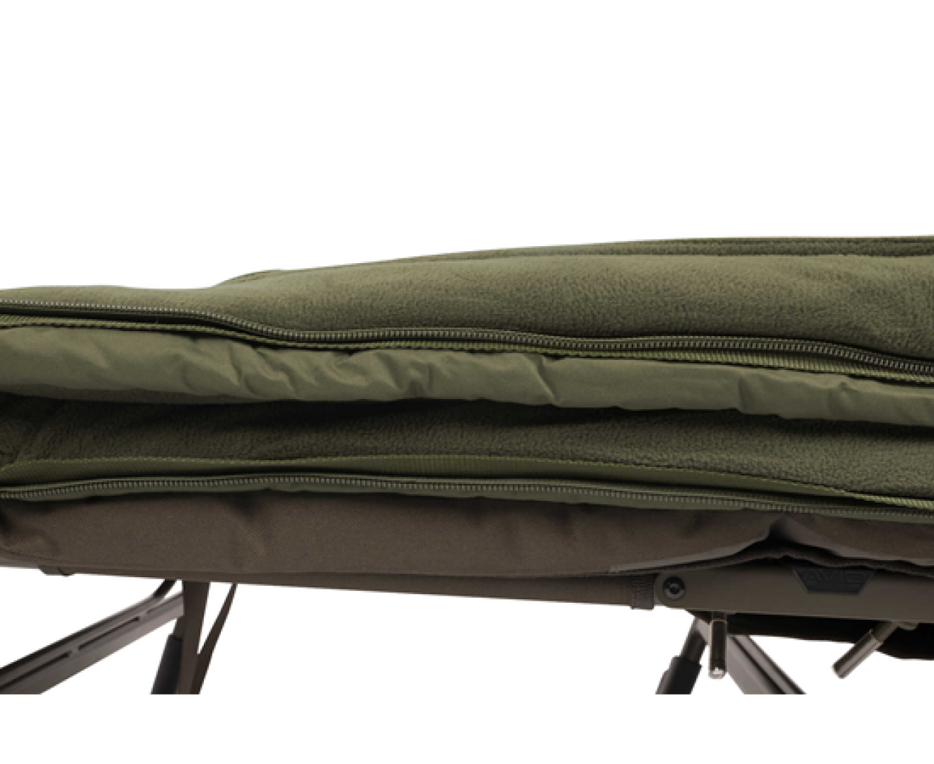 Avid Carp Benchmark Thermatech Heated Sleeping Bag XL