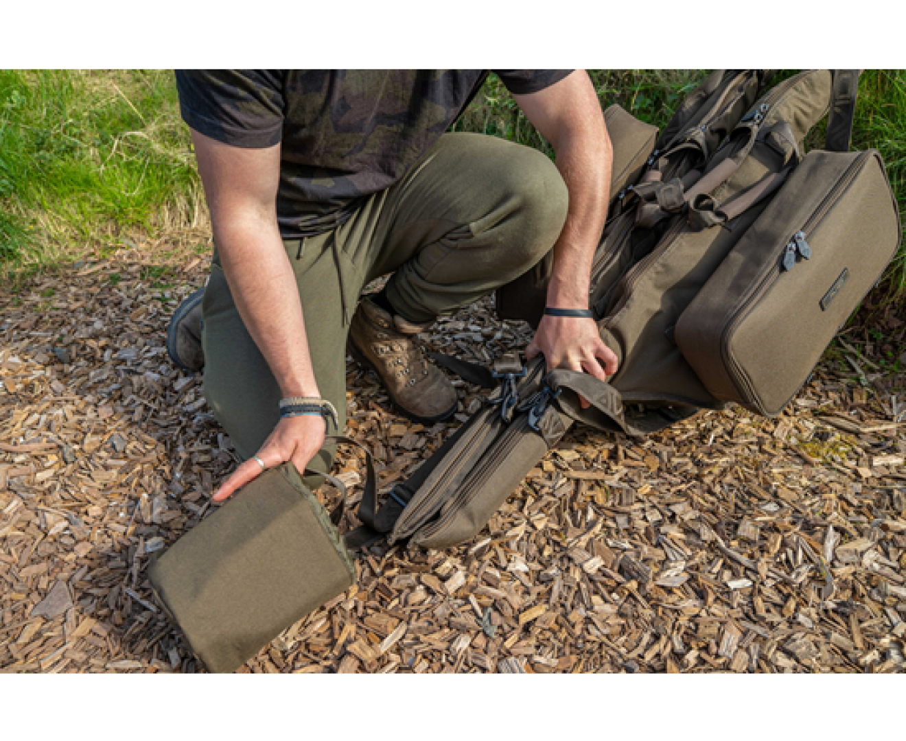 Avid Carp Compound Rod Sleeve Transporter