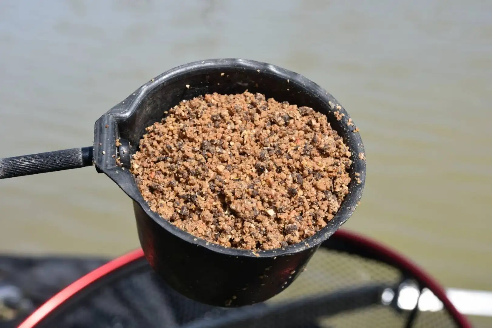 DynamiteBaits Sweet Fishmeal Groundbait - Marine Halibut