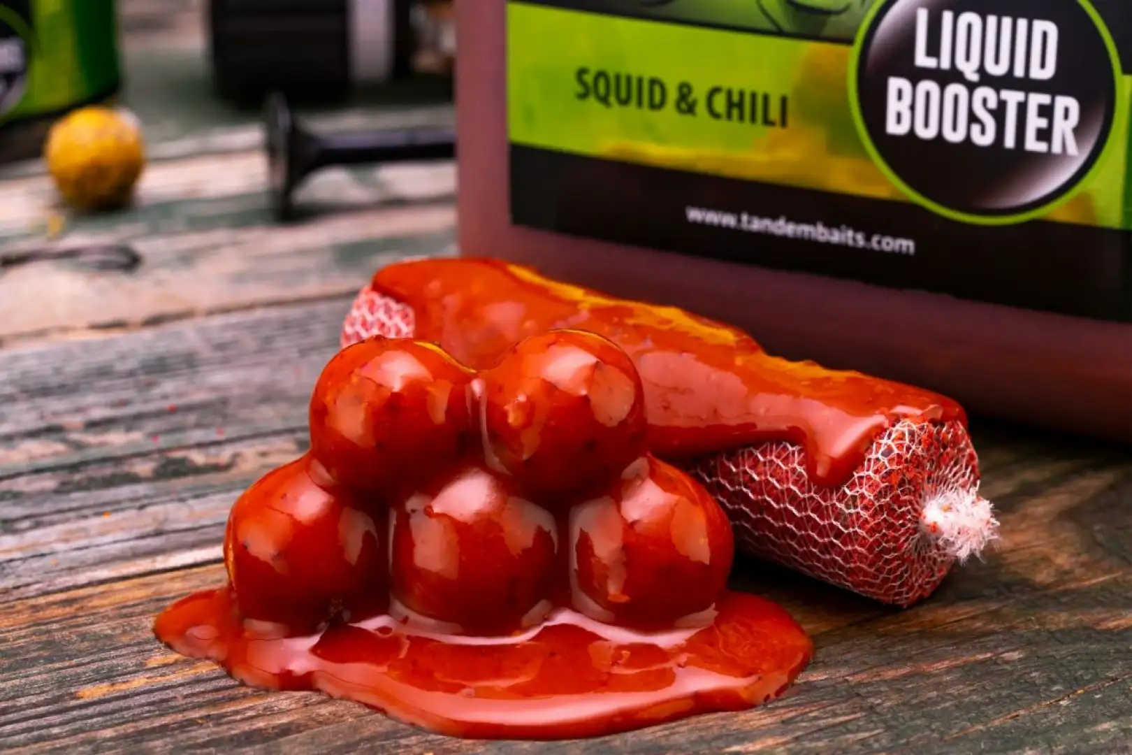 TandemBaits SuperFeed Pure Booster - Squid and Chili