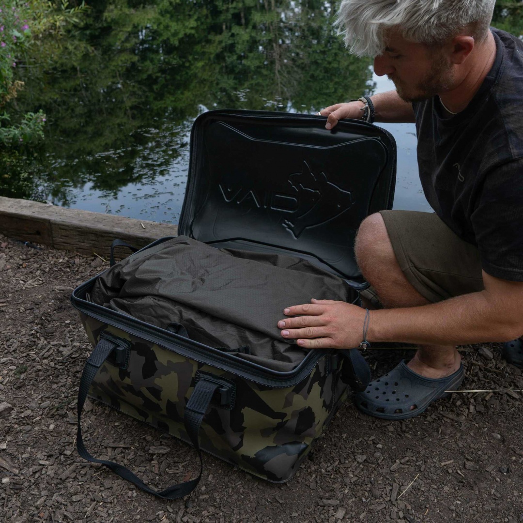 Avid Carp Stormshield PRO Carryall