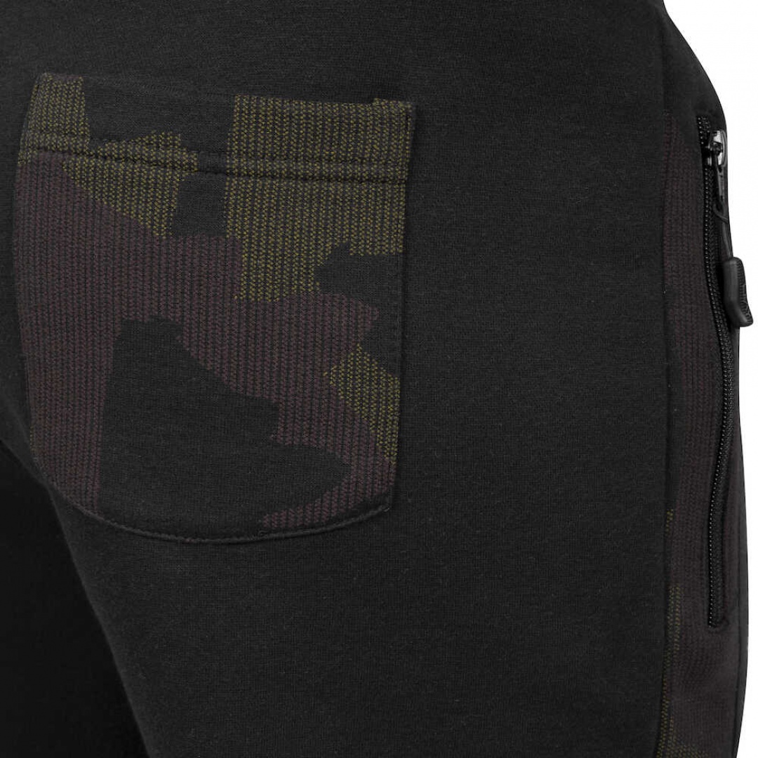 Avid Carp Distortion Black Jogger Shorts