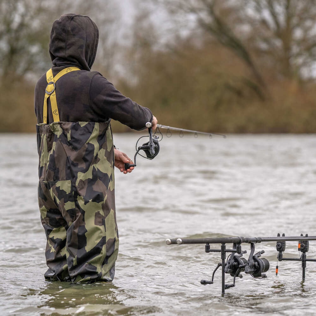 Avid Carp 420D CAMO Chest Waders