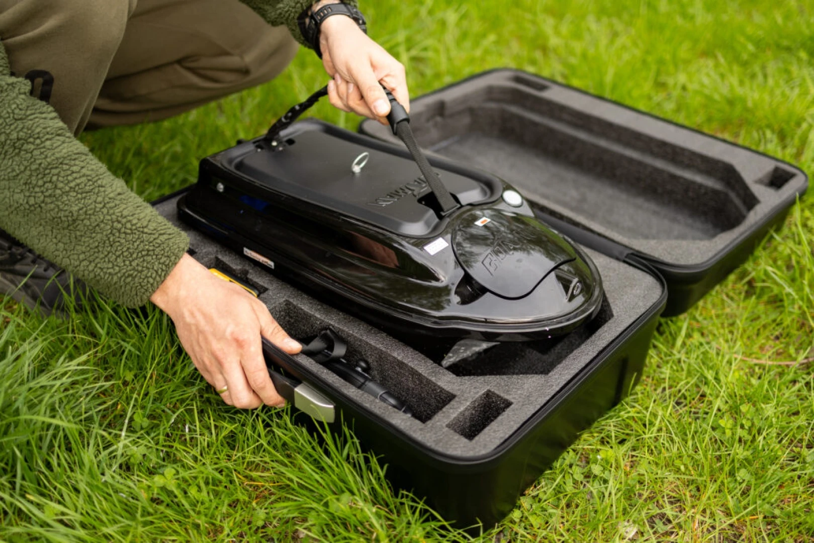 Boatman Actor Plus Sonar Baitboat - BLACK - Echosonda SN4 HOME GPS