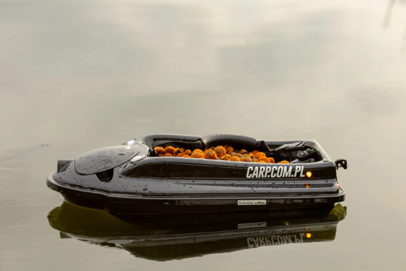Boatman Actor Plus PRO Baitboat - BLACK