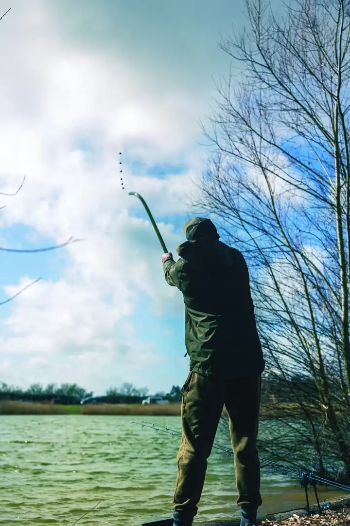Trakker Propel Throwing Stick