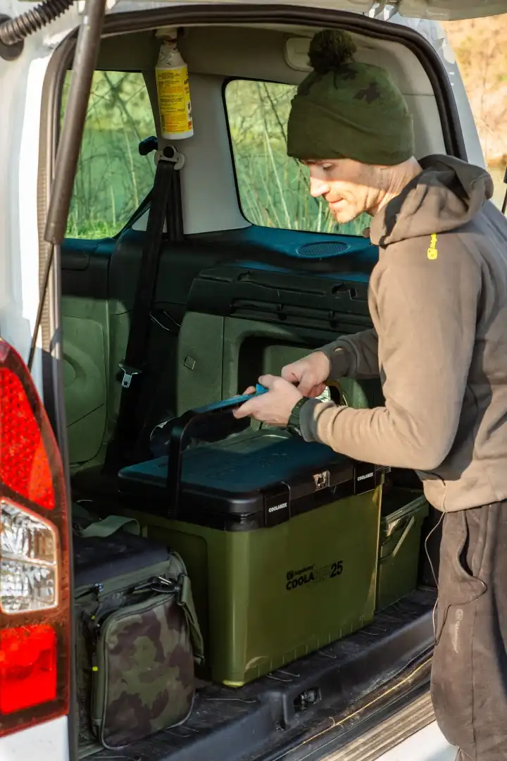 RidgeMonkey CoolaBox Compact 25 Litre