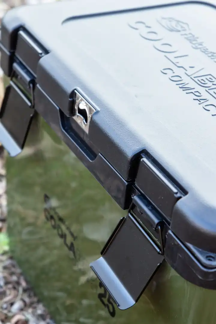 RidgeMonkey CoolaBox Compact 25 Litre