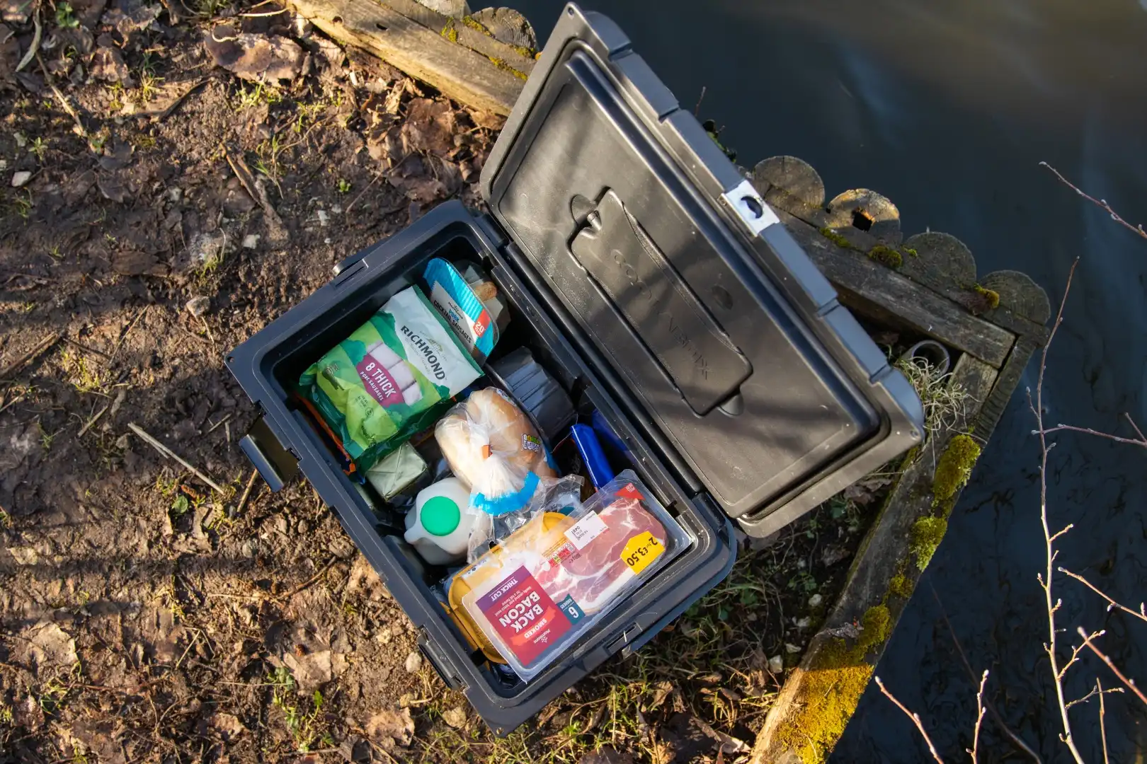 RidgeMonkey CoolaBox Compact 25 Litre