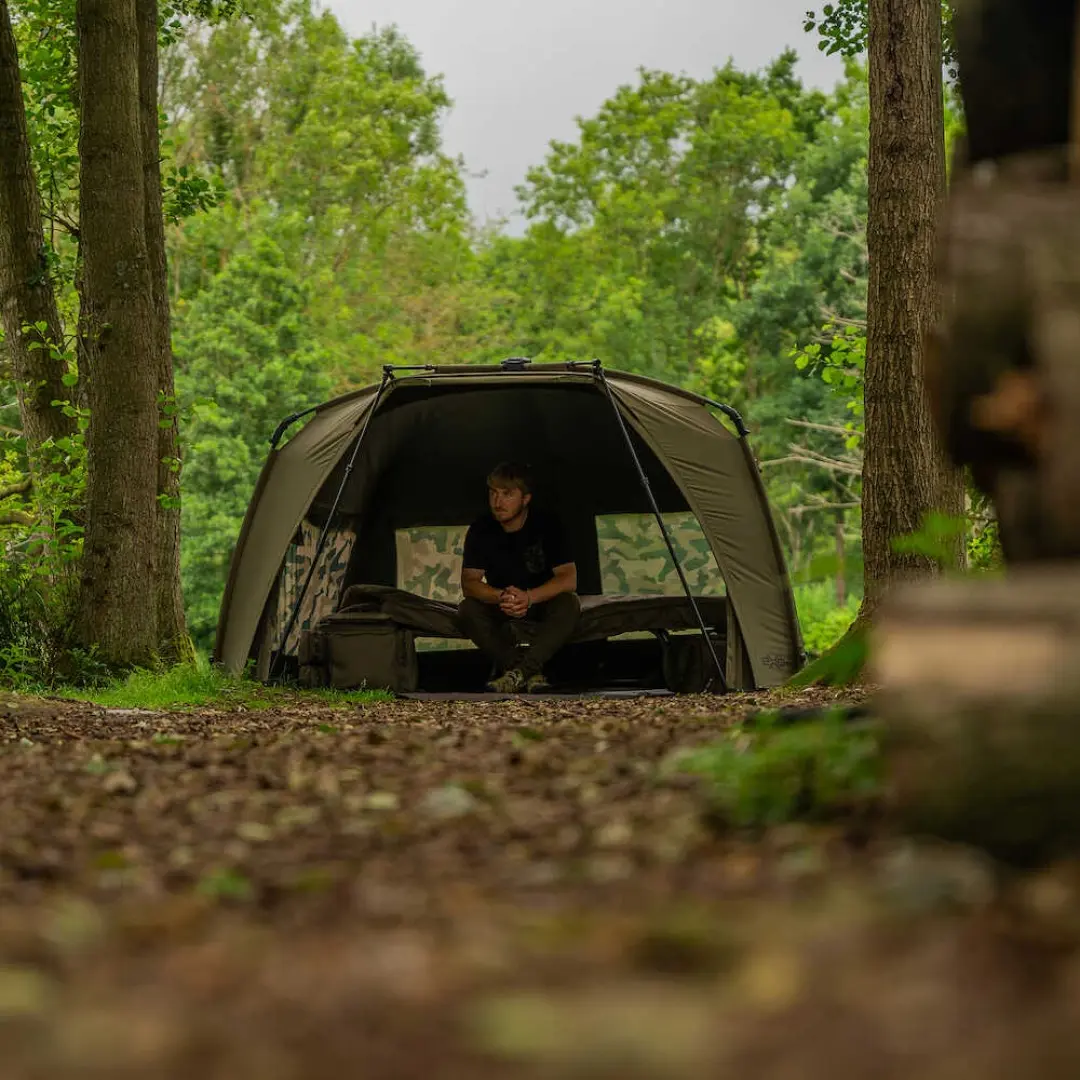 Avid Carp EXO + Bivvy