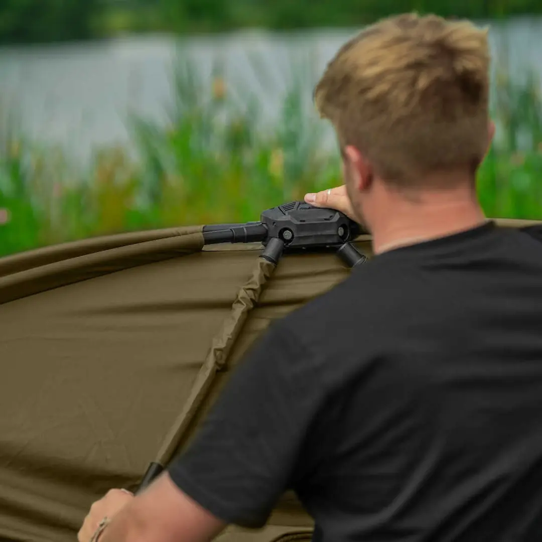 Avid Carp EXO + Bivvy