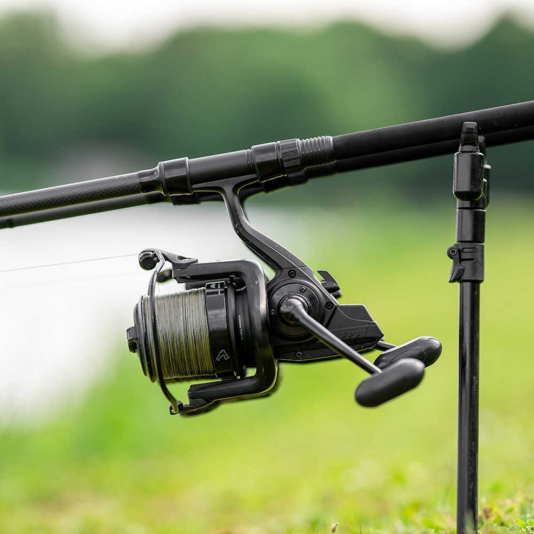 Avid Carp Revolve Carp Rods