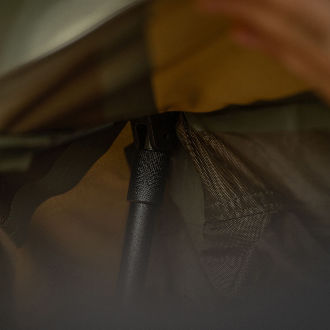 Avid Carp Revolve 60 Brolly System