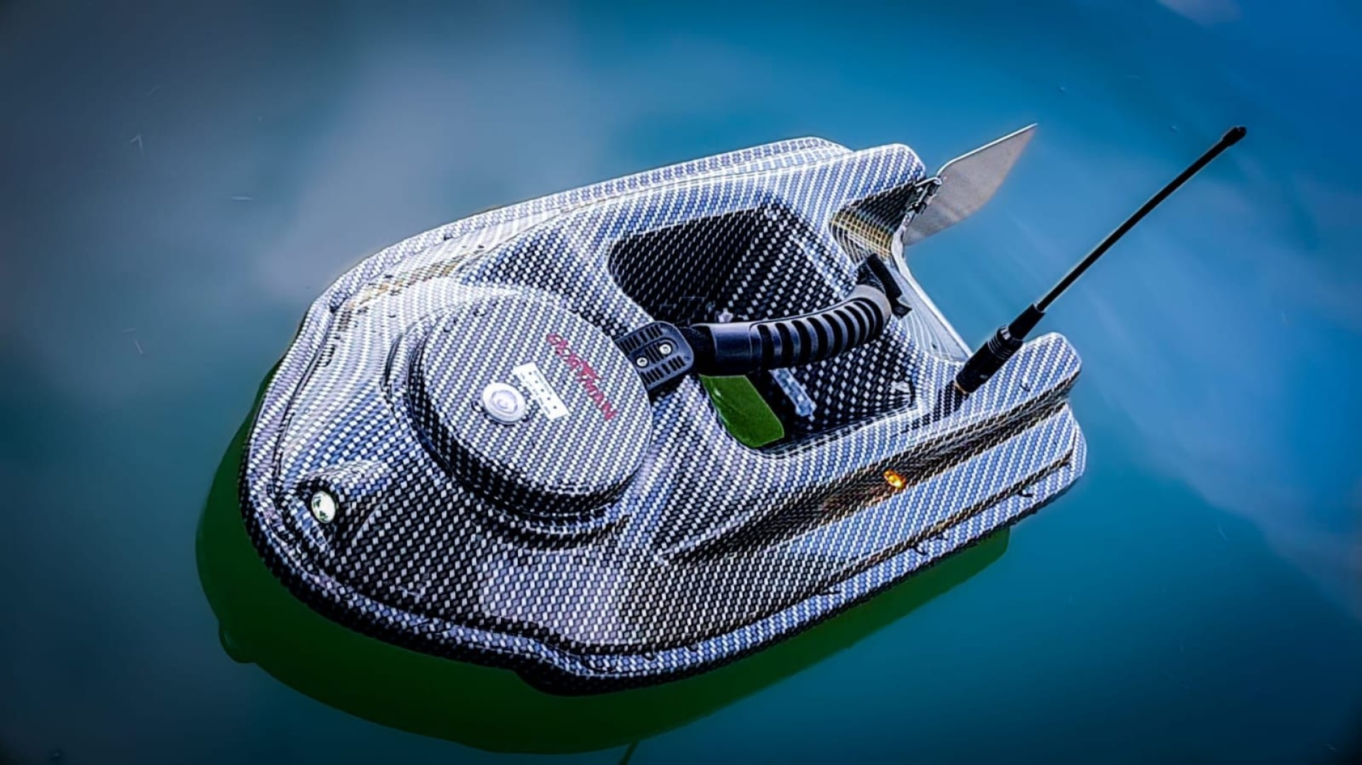 Boatman Actor GPS Baitboat - CARBON