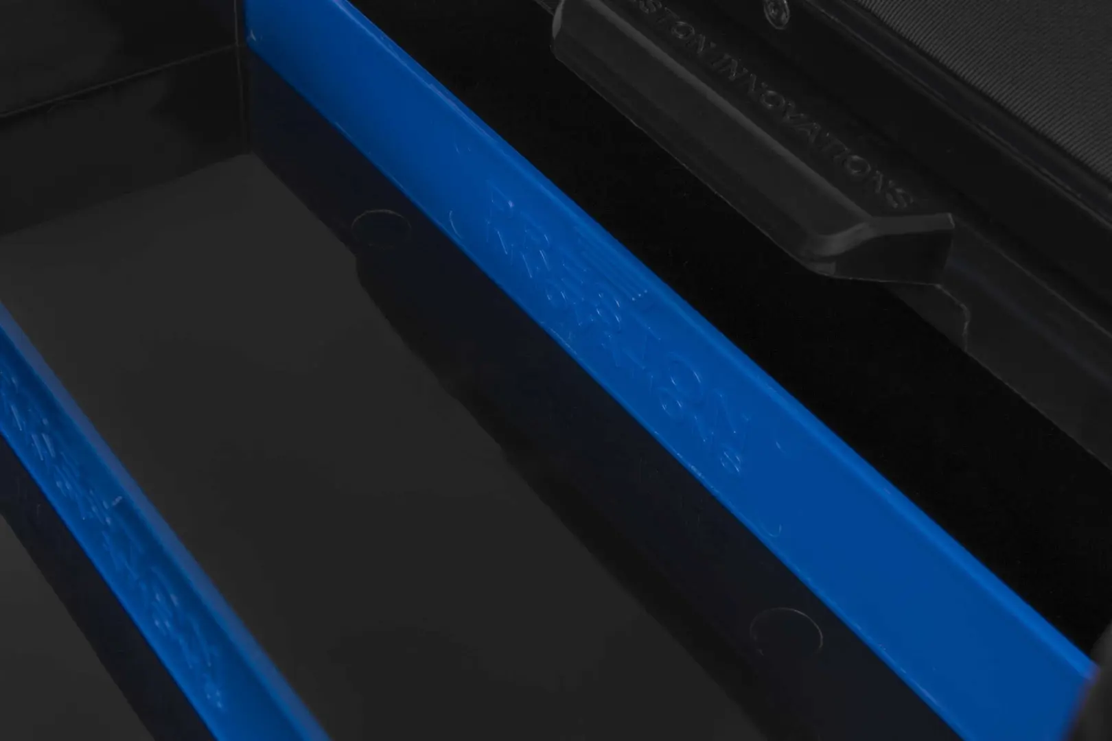 Preston Innovations Absolute Station - Graphite