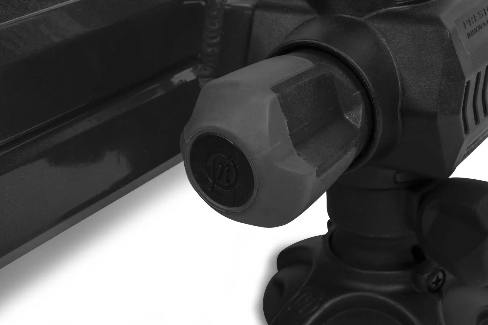Preston Innovations Absolute Station - Graphite