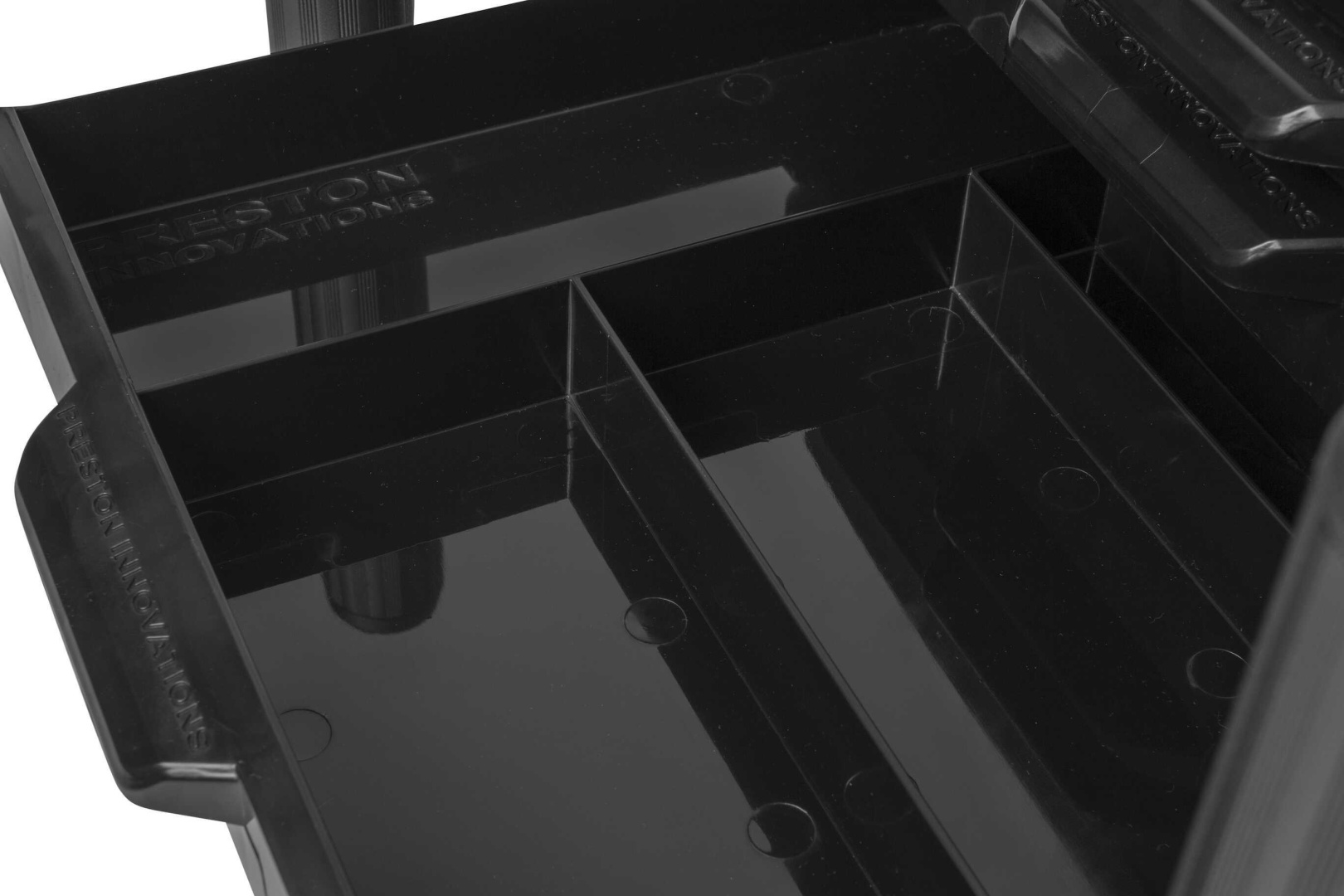 Preston Innovations Absolute Station - Graphite